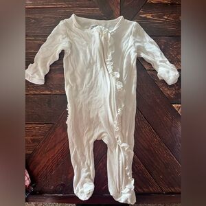 Caden Lane White Ruffled Footie